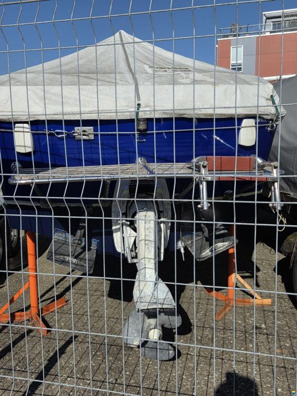 Saphire Schweizer Saphir 700 Offshore