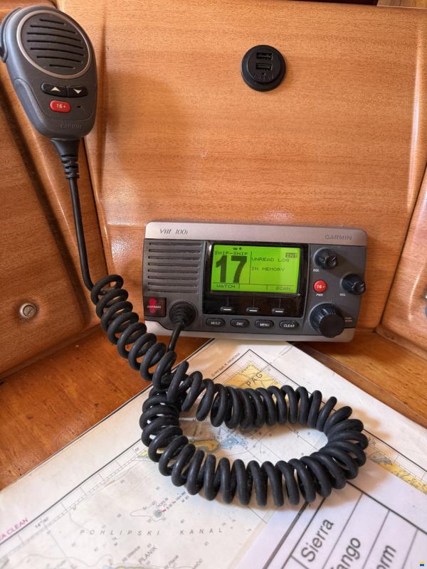 Bavaria Cruiser 37