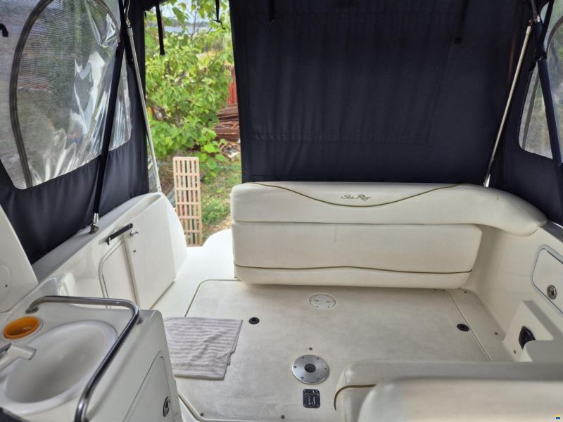 Sea Ray Sundancer 275