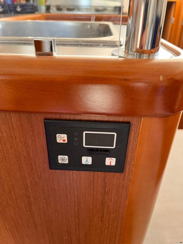 Beneteau Swift Trawler 34 Flybridge