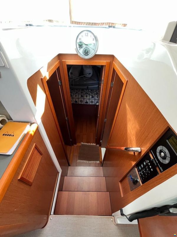Beneteau Swift Trawler 34 Flybridge