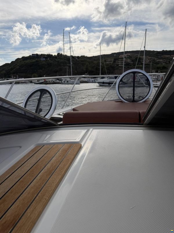 Cranchi Z35