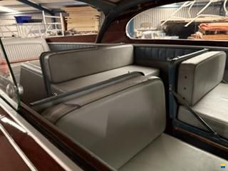 Faul Semi open en closed runabout