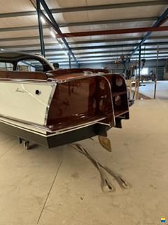 Faul Semi open en closed runabout