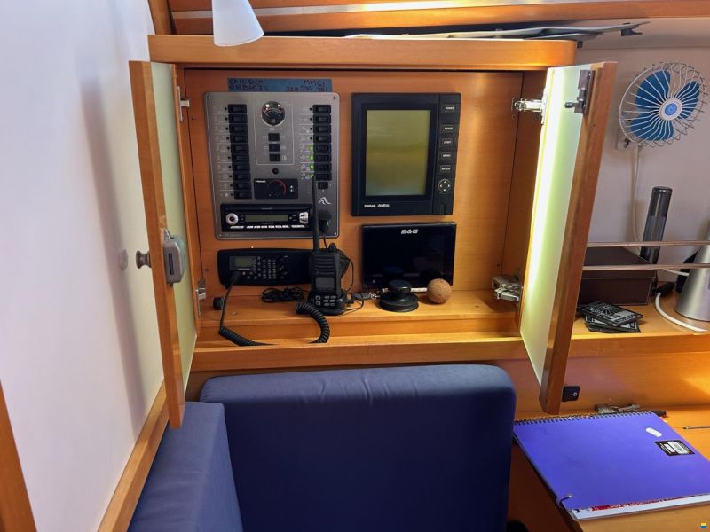 Hanse 370