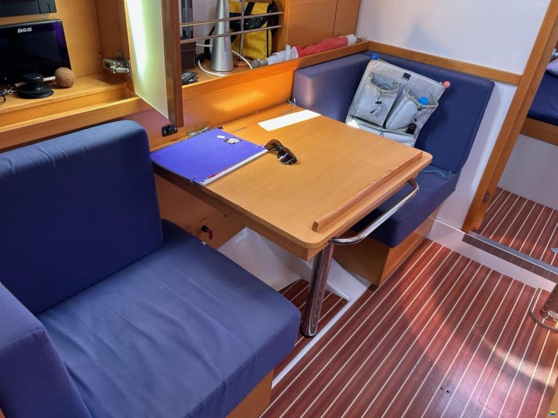 Hanse 370