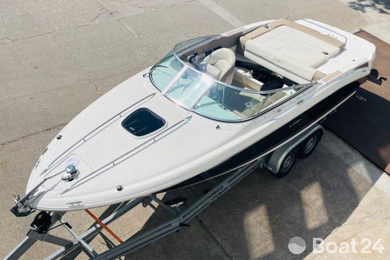 Sea Ray 240 SSE SunSport