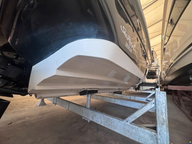 Sea Ray 240 SSE SunSport