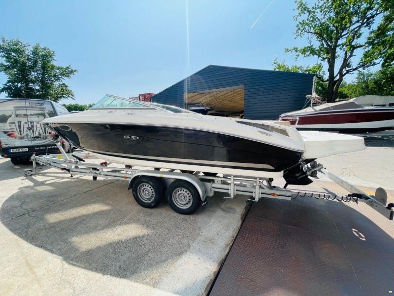 Sea Ray 240 SSE SunSport
