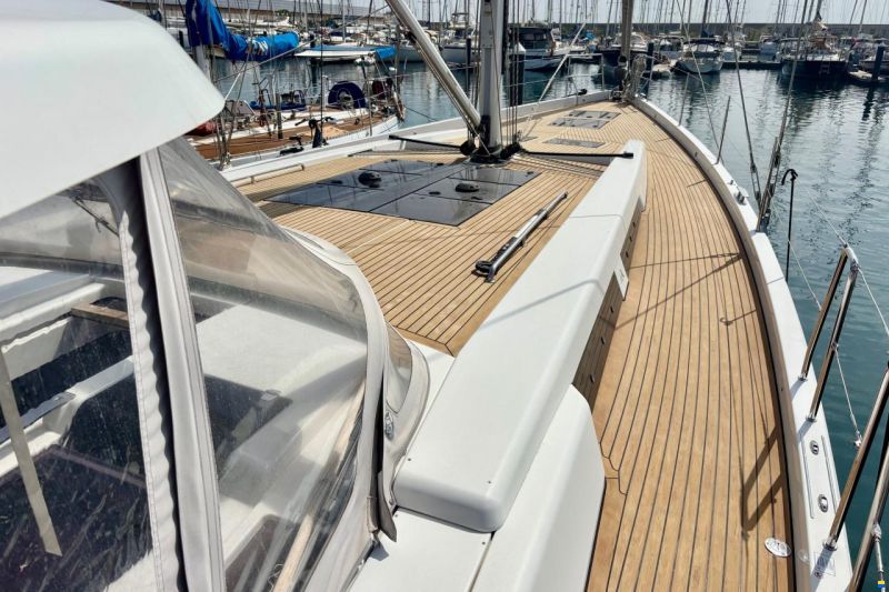 Hanse 588