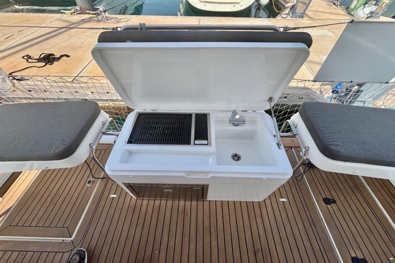 Hanse 588