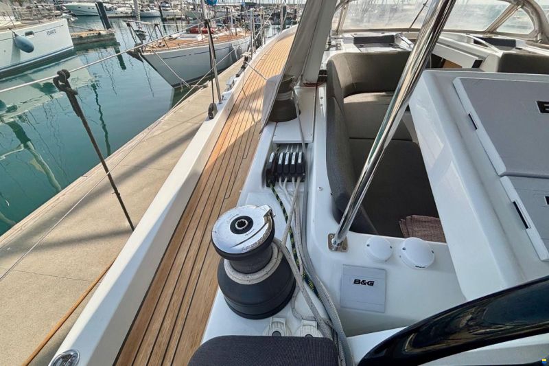Hanse 588