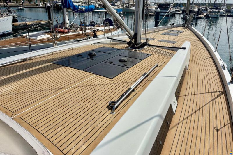 Hanse 588