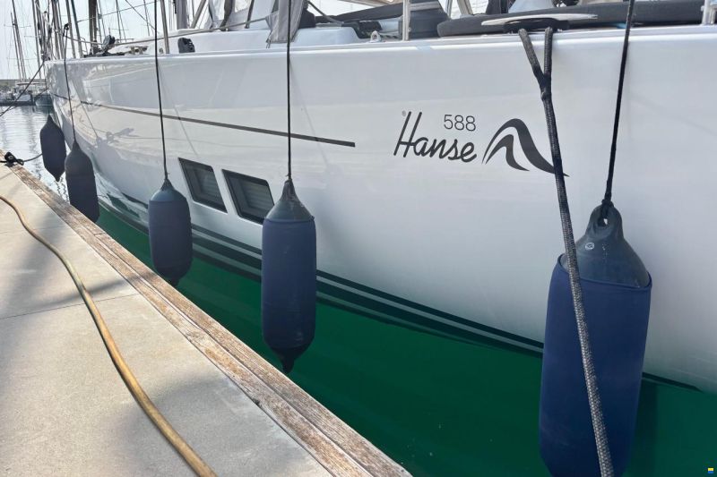 Hanse 588