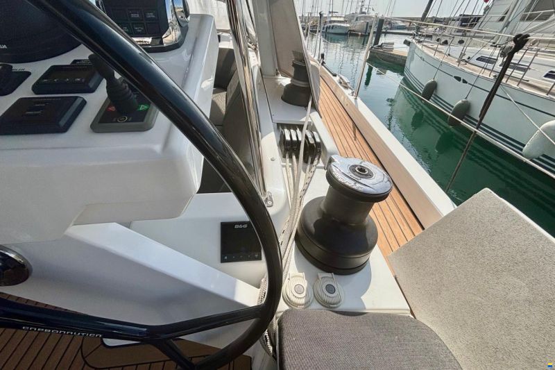 Hanse 588