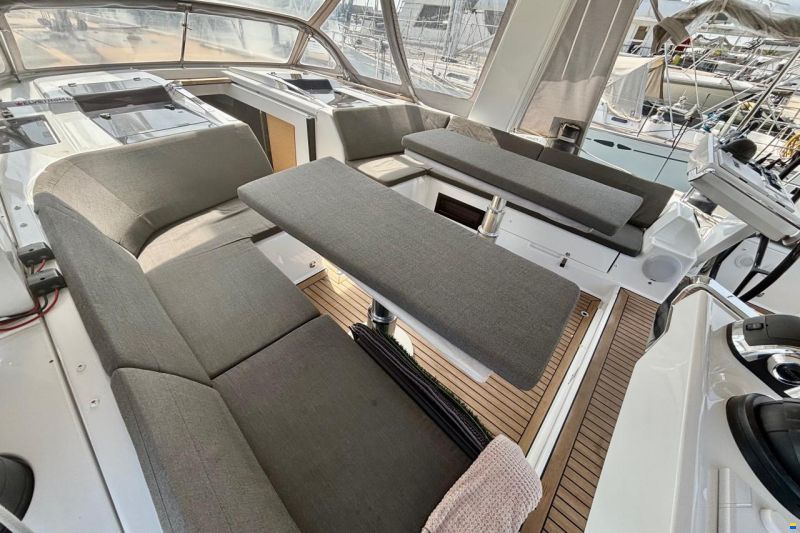 Hanse 588