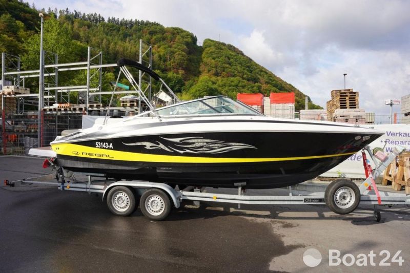 Regal 2300 BOWRIDER 2011
