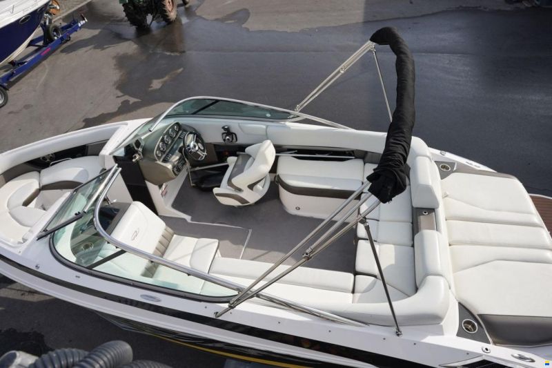 Regal 2300 BOWRIDER 2011