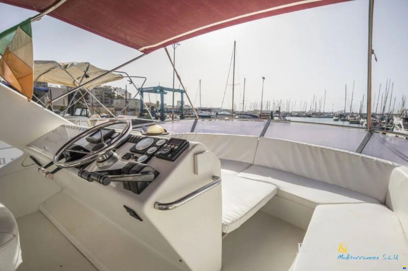 Uniesse 42