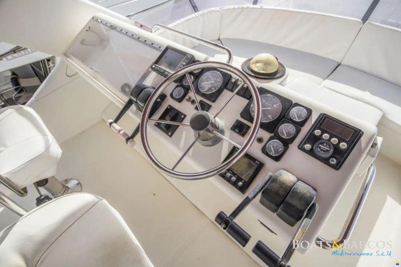 Uniesse 42