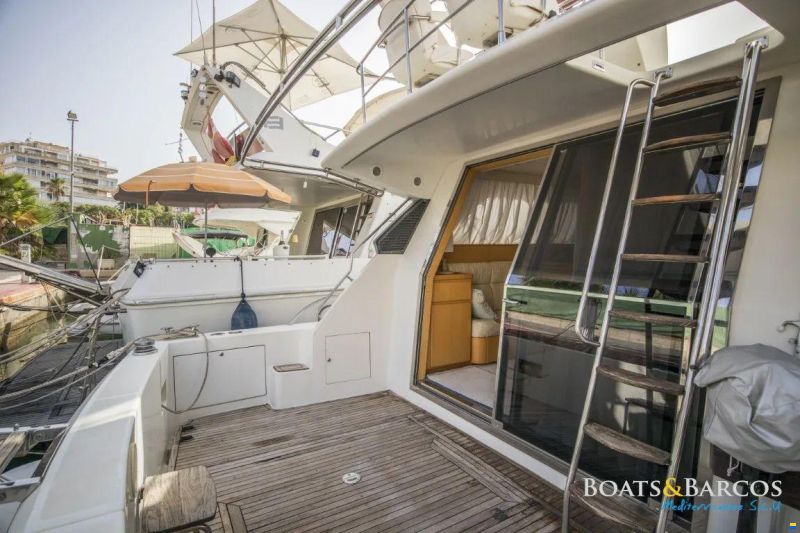 Uniesse 42