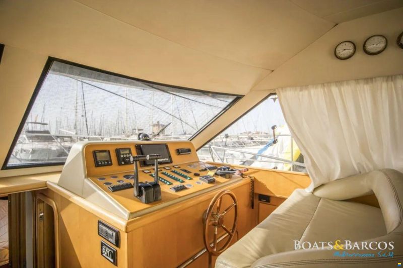Uniesse 42