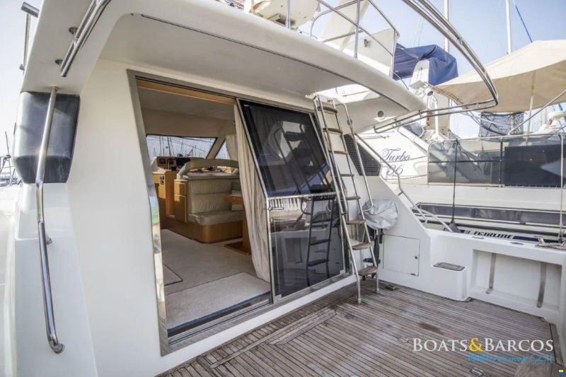Uniesse 42