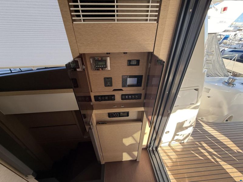 Jeanneau Prestige 520 Fly