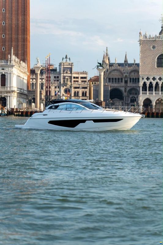 Sessa C44