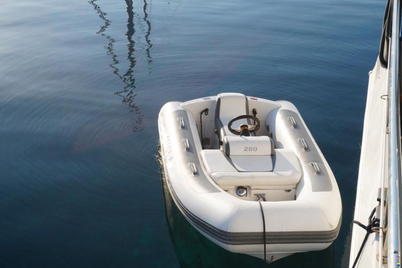 Sealine F 46