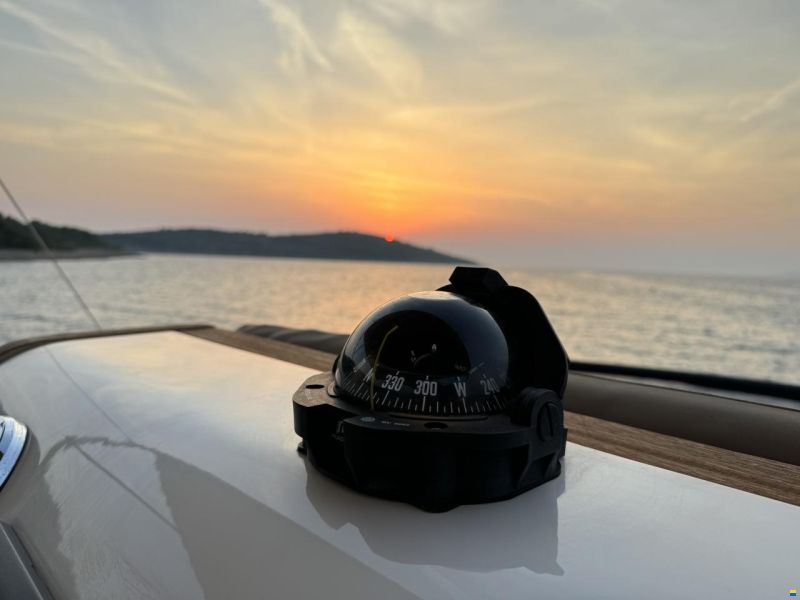 Sealine F 46
