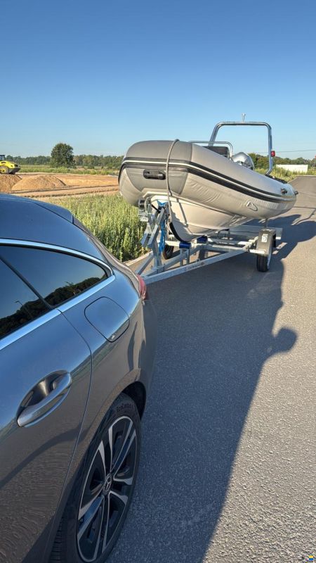 Hibo Noah Yacht 420