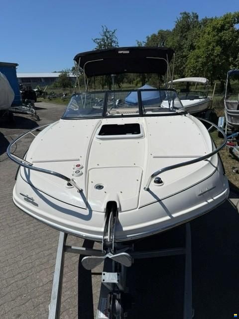 Bayliner VR-6 Cuddy