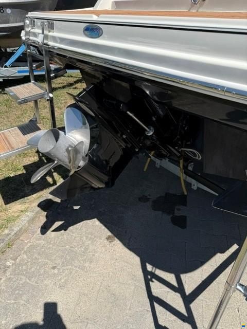 Bayliner VR-6 Cuddy