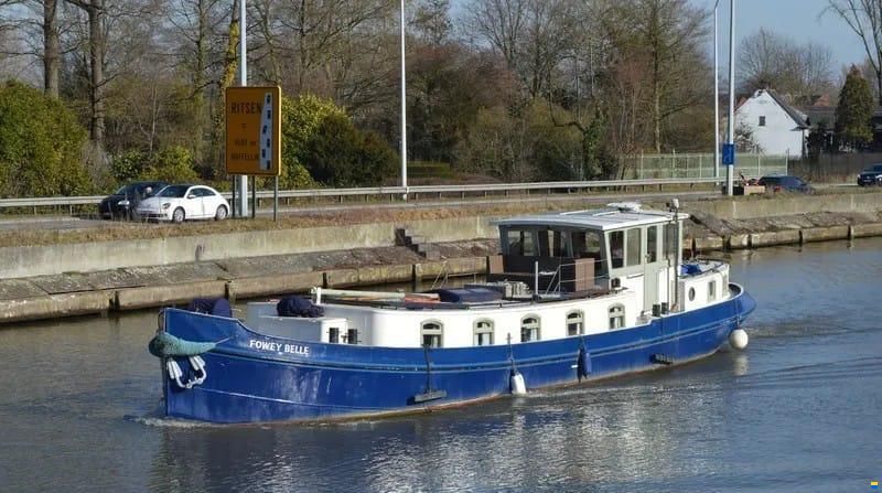 Dutch Barge