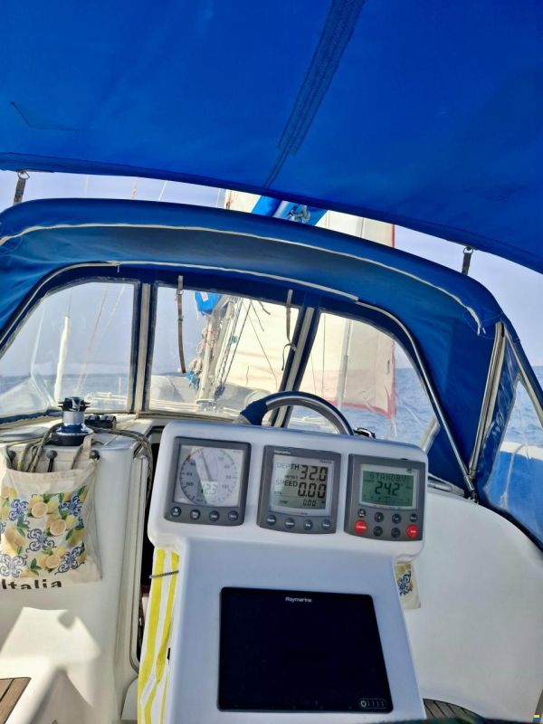 Beneteau Oceanis 373