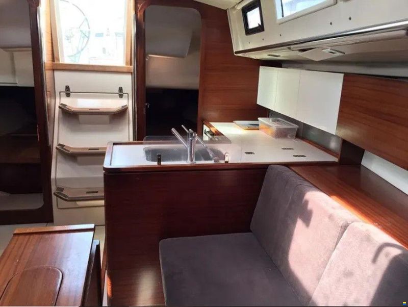 Salona 38