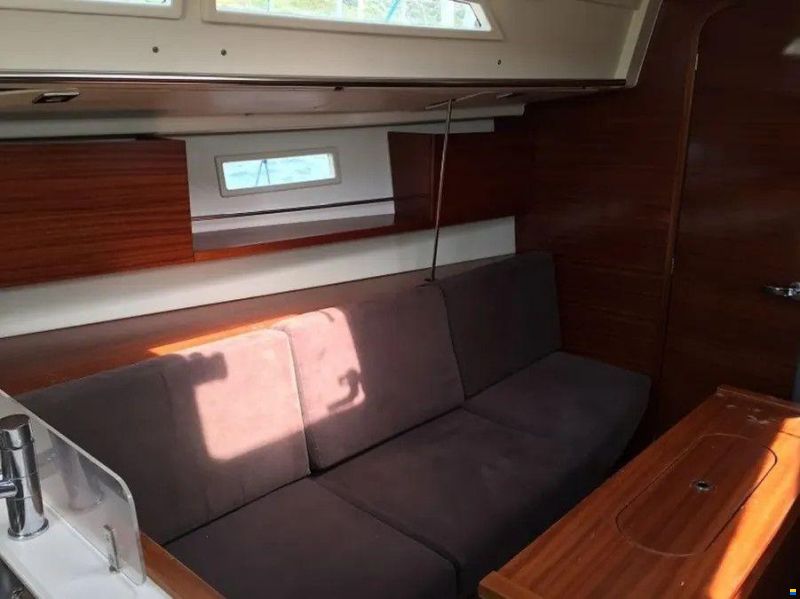 Salona 38