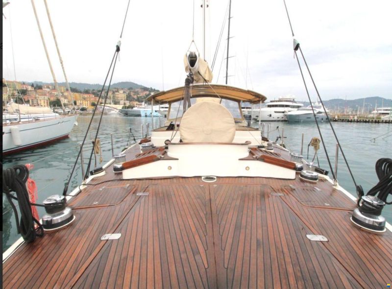 Nereids Yachts Truly classic 90 – Vintage 1