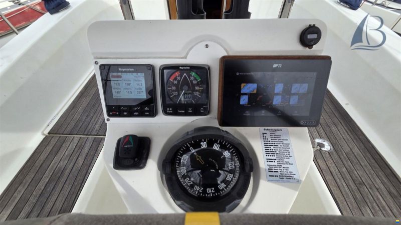 Bavaria CRUISER 32 Short Keel