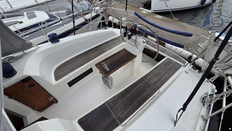 Bavaria CRUISER 32 Short Keel