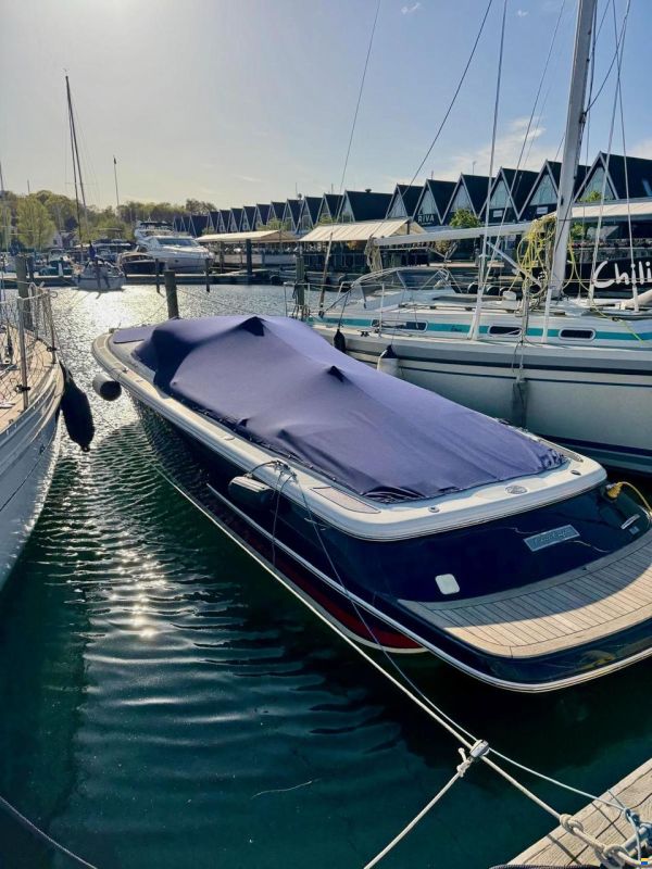 Chris Craft Launch 25