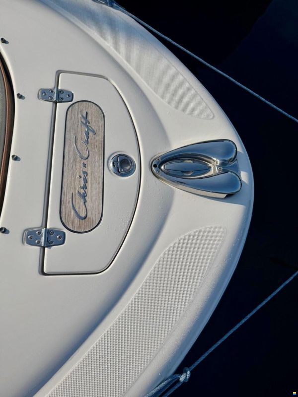 Chris Craft Launch 25