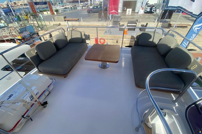 Azimut 50