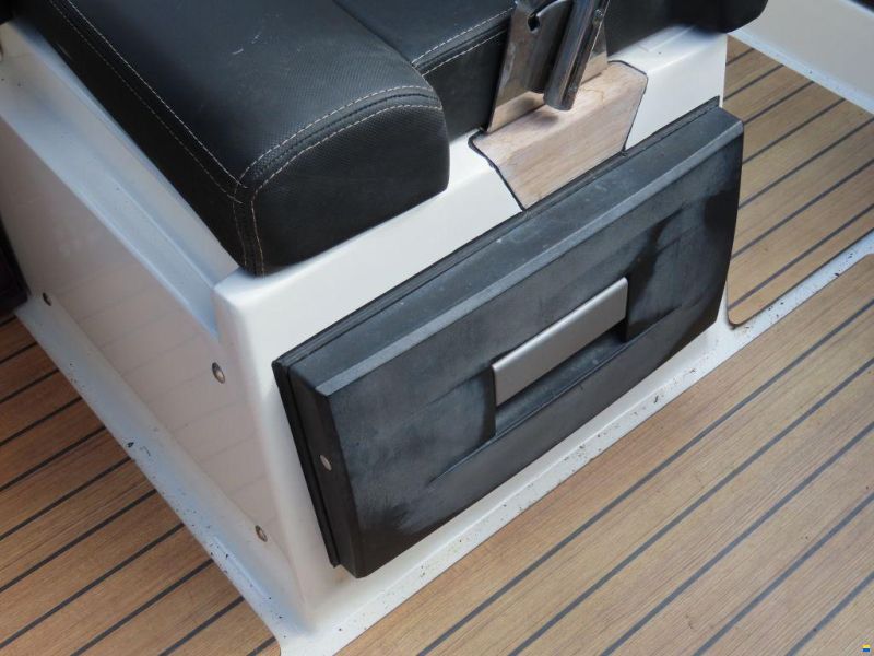 Prins 580 Cabin