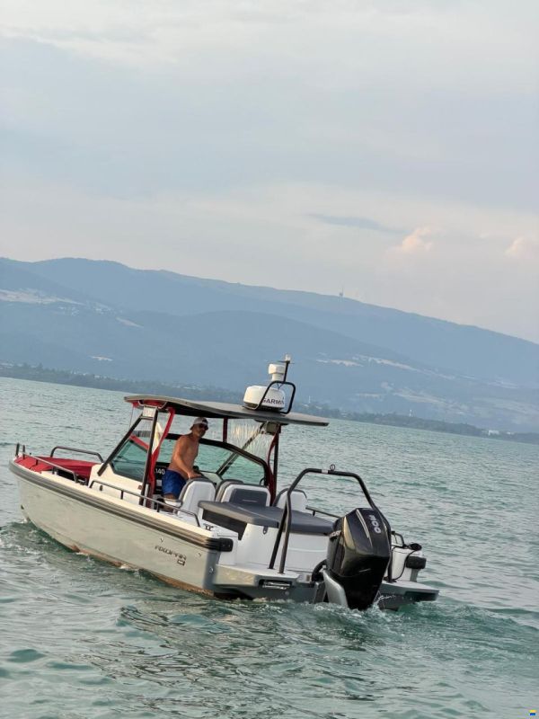 Axopar 28 Hartop