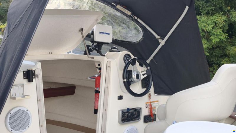 Quicksilver Activ 430 Cabin
