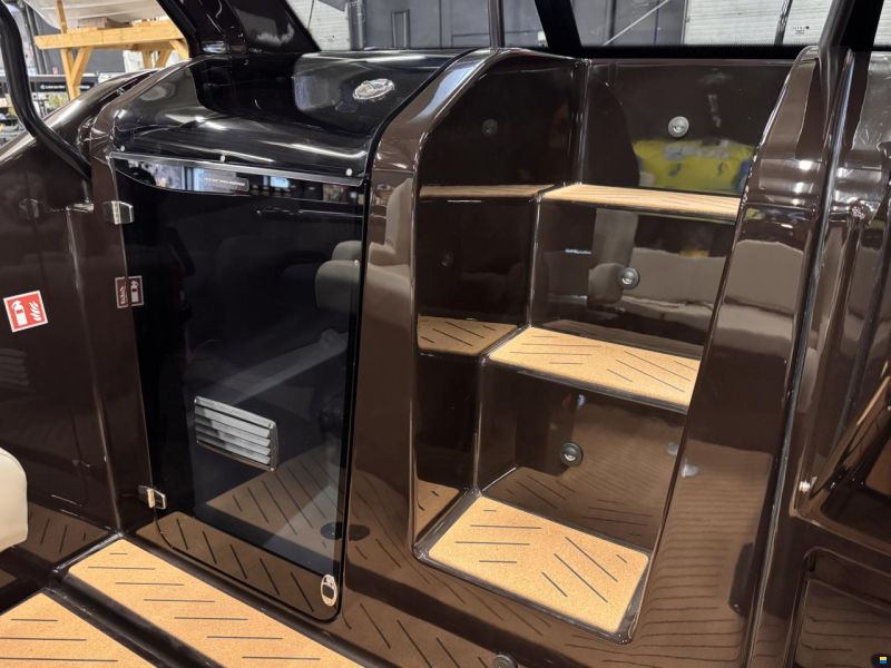 X-Shore 1 NEW ELECTRIC BOAT