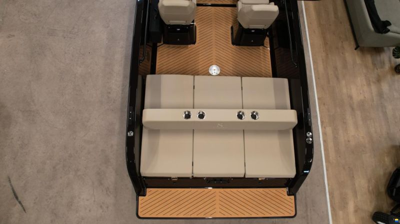 X-Shore 1 NEW ELECTRIC BOAT