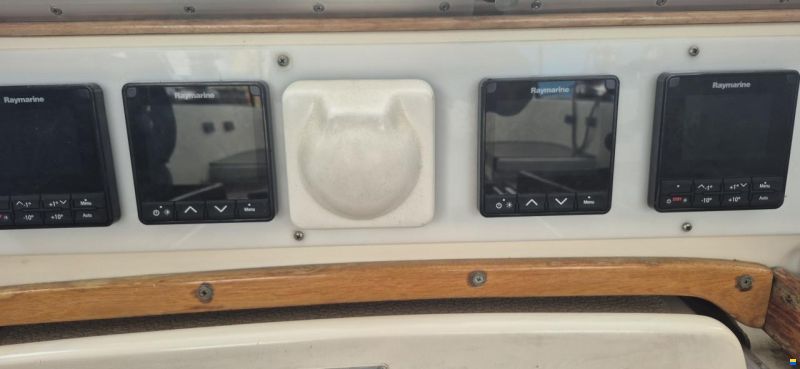 Hallberg-Rassy 49